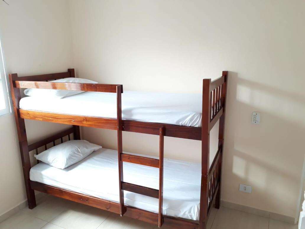 Casa Proxima Da Praia Grande Убатуба Экстерьер фото